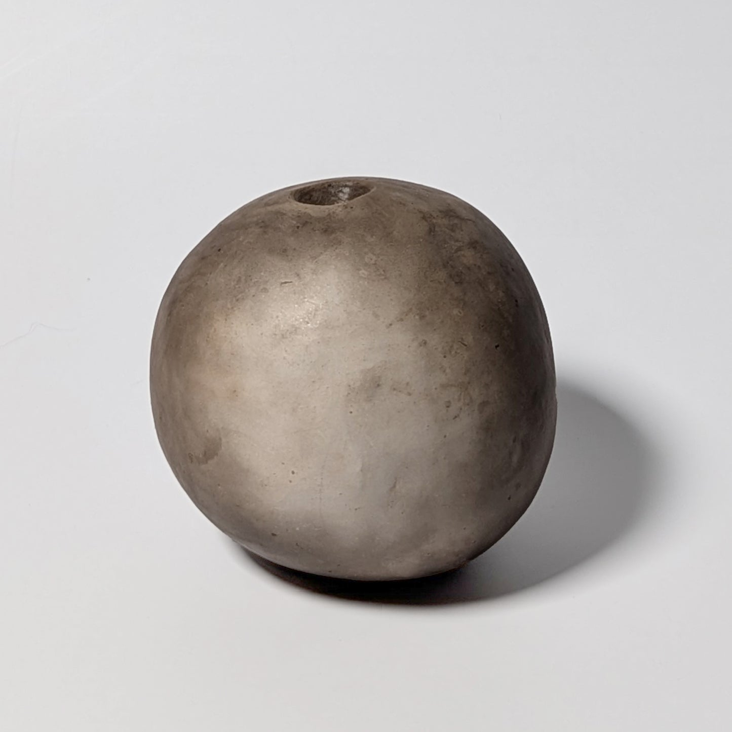 Smoke-fired White Earthenware Bud Vase