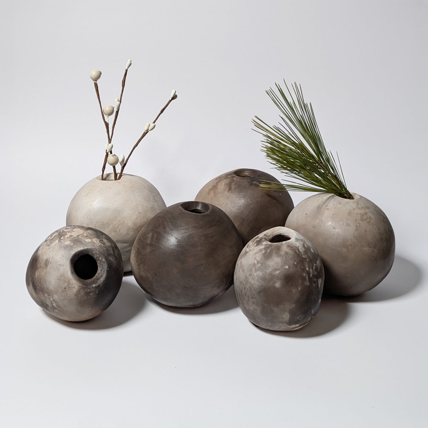Smoke-fired White Earthenware Bud Vase