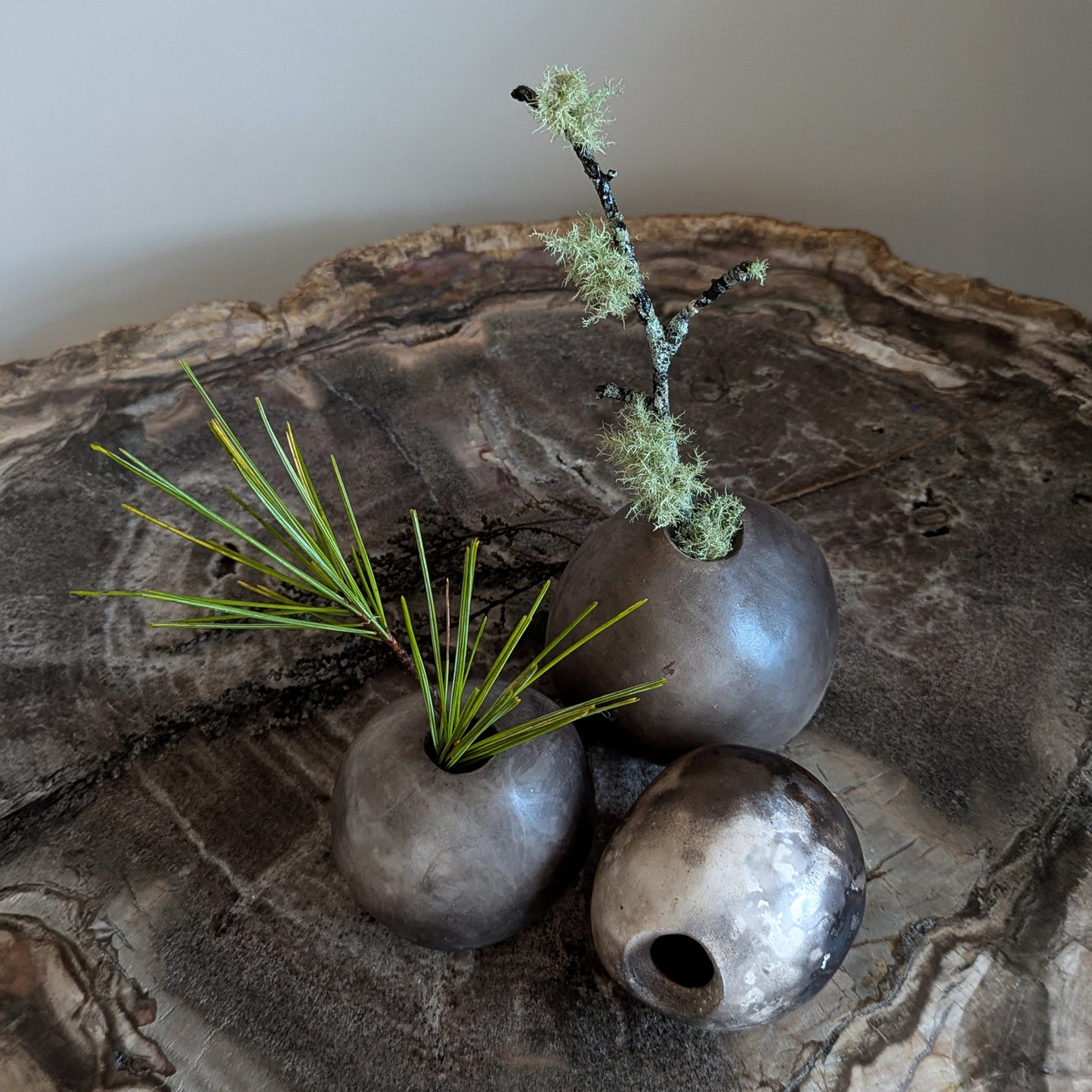 Smoke-fired White Earthenware Bud Vase