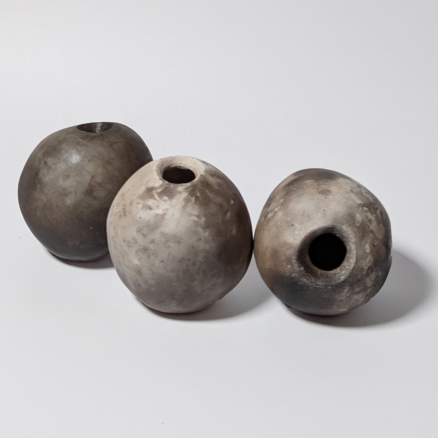 Smoke-fired White Earthenware Bud Vase