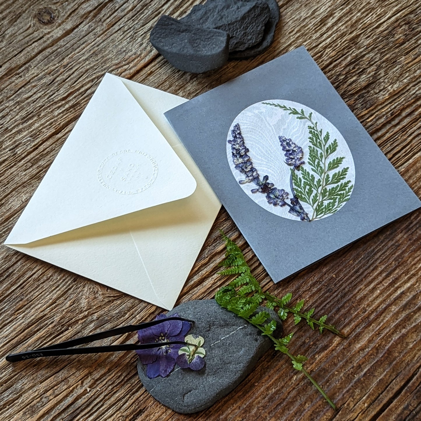 Suminagashi Pressed Flora Notecard: Slate Bloom
