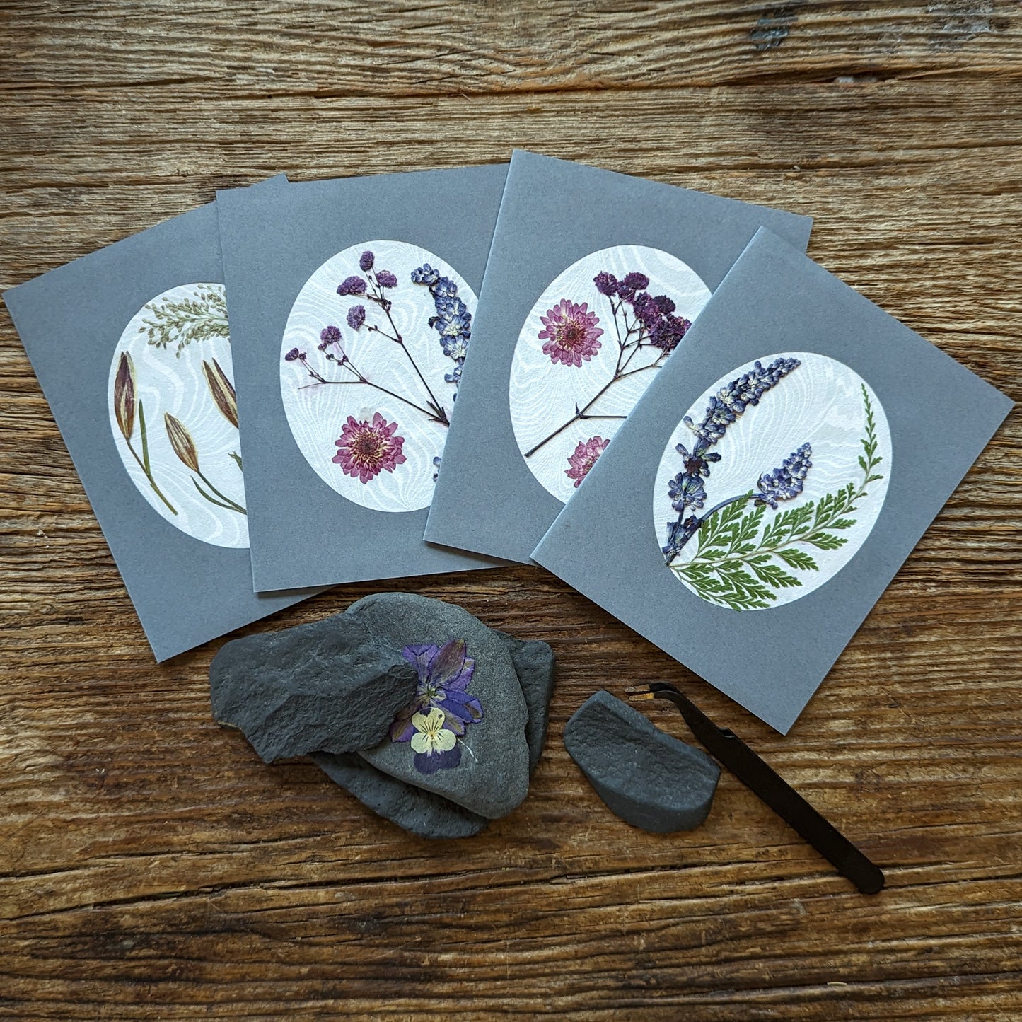 Suminagashi Pressed Flora Notecard: Slate Bloom
