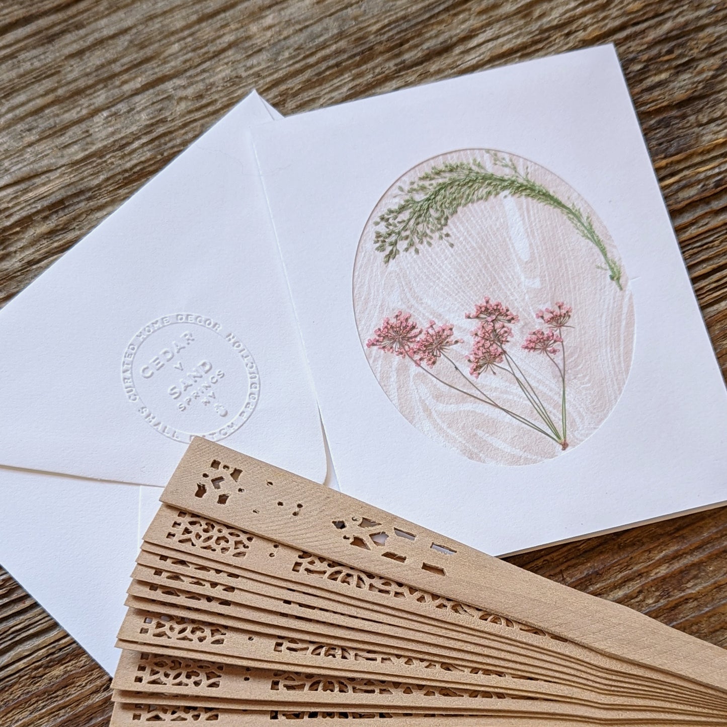 Suminagashi Pressed Flora Notecard: Wildflower Blush