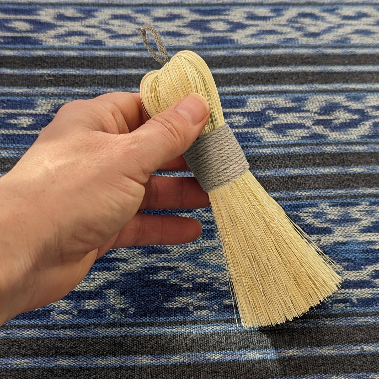 Mini Whisk Table Broom