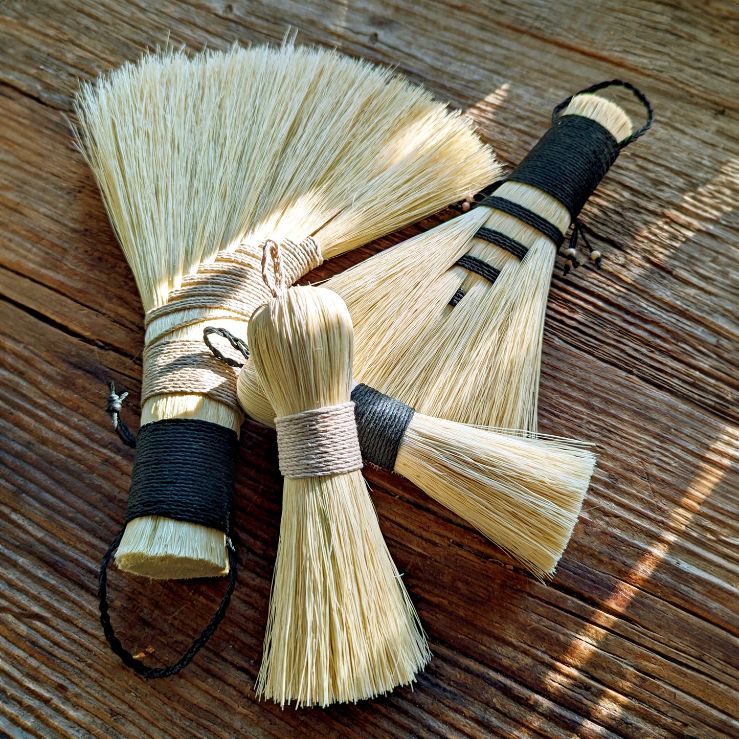 Mini Whisk Table Broom
