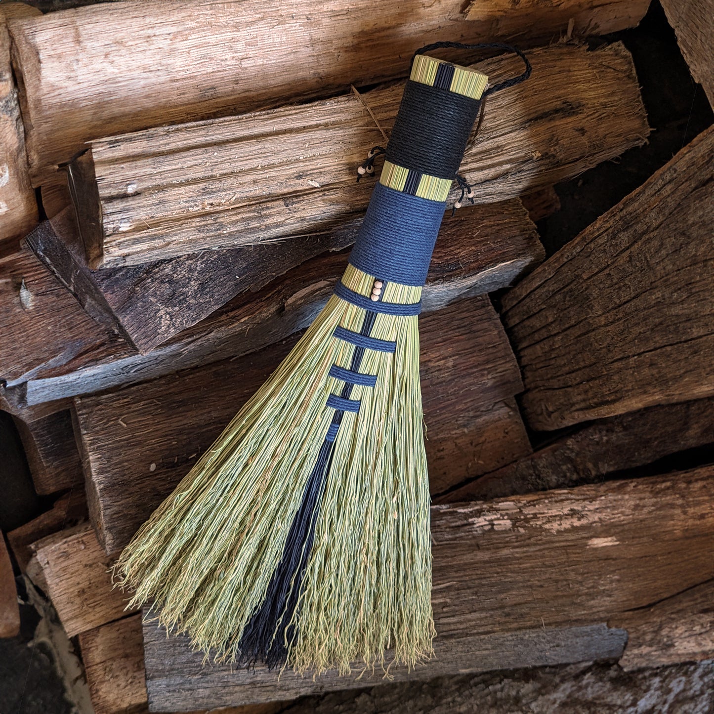 Broomcorn Hawk Tail Broom