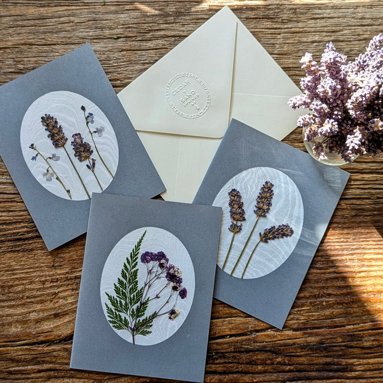 SUMINAGASHI PRESSED FLORA NOTECARDS | SLATE BLOOM