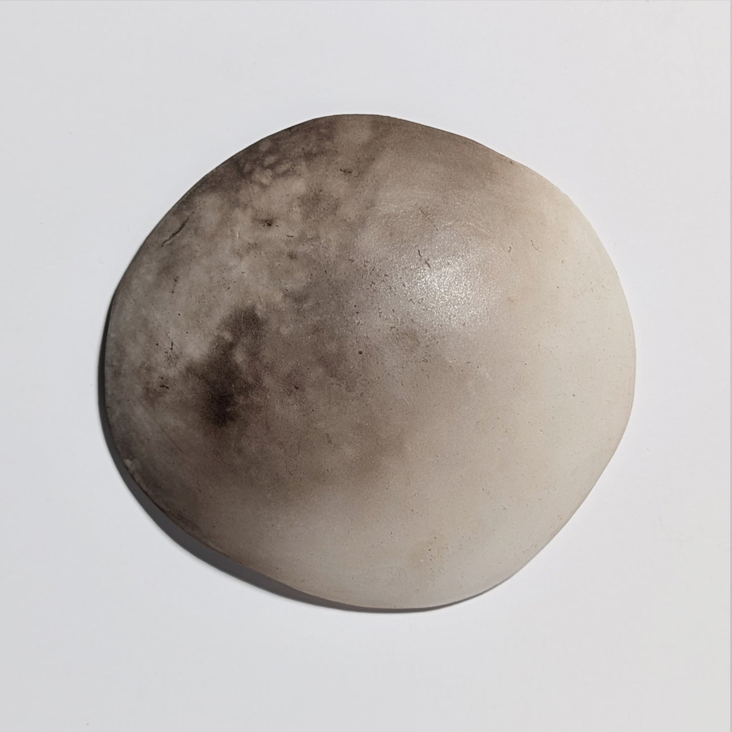 Smoke-fired White Earthenware Dish