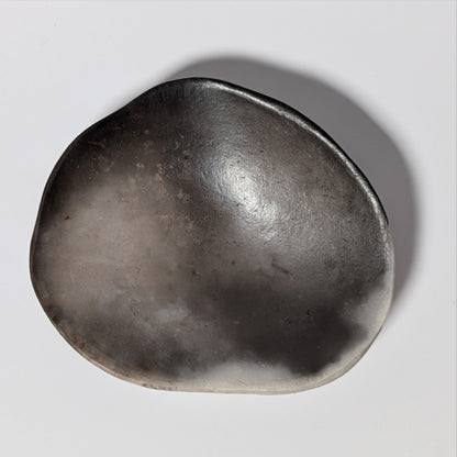 Smoke-fired White Earthenware Dish